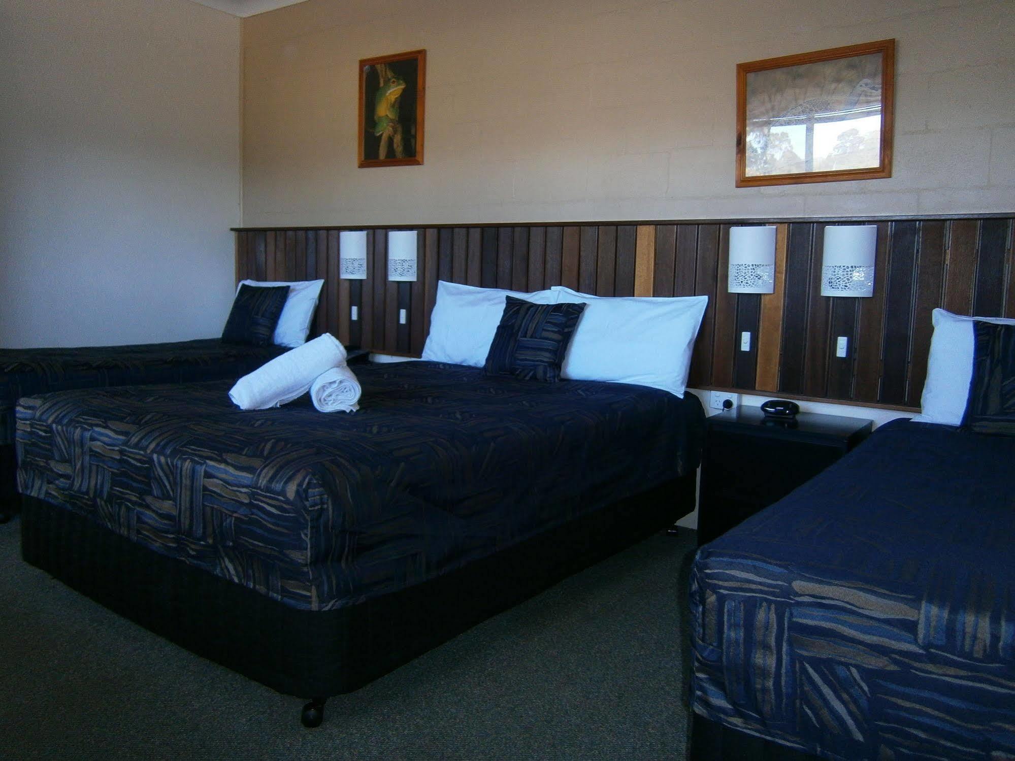 Kellys Motel Oakey Exterior photo